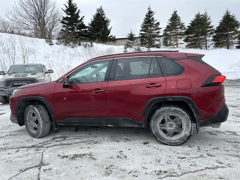 2022 Toyota RAV4 XLE