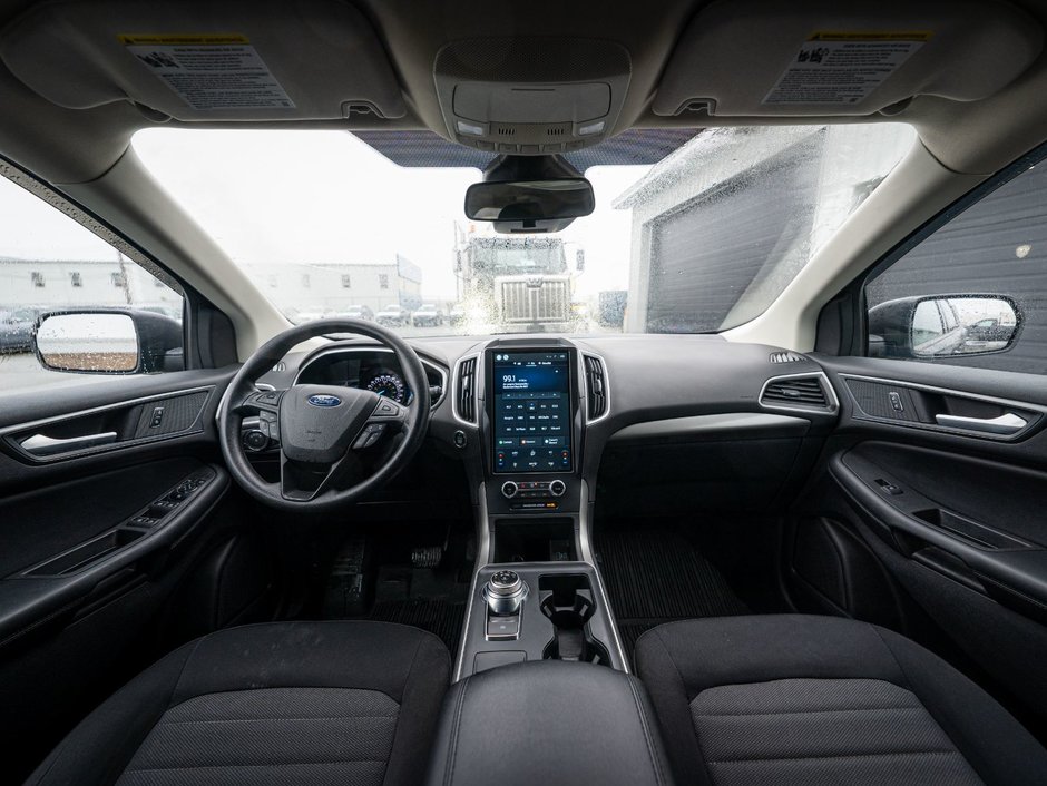 2021 Ford Edge SE