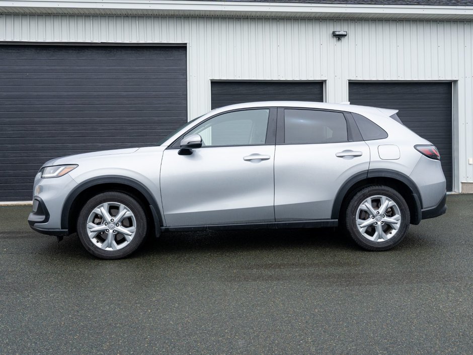 2025 Honda HR-V LX