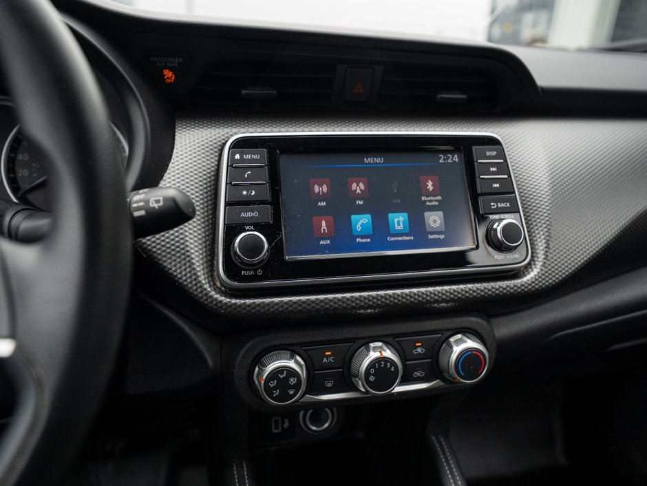 2019 Nissan Kicks S