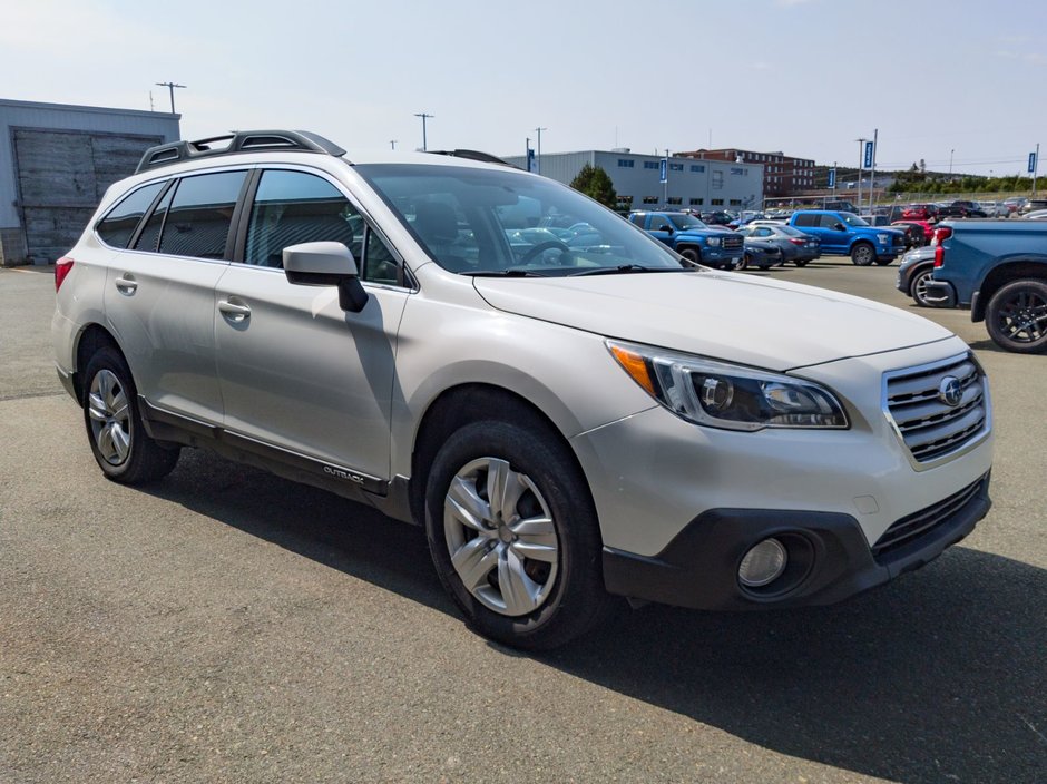 2017 Subaru Outback 2.5i at