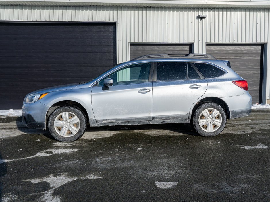 2017 Subaru Outback 2.5i at