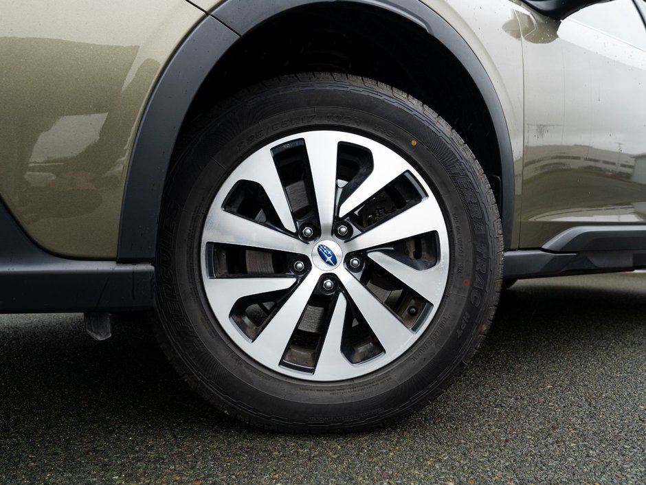 2022 Subaru Outback Touring