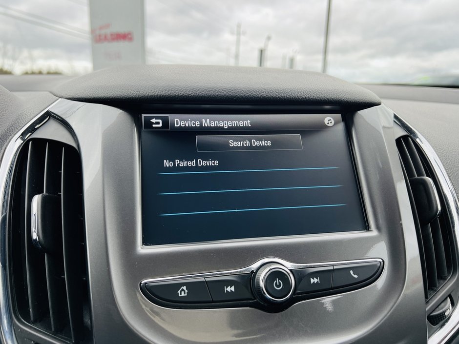 2018 Chevrolet Cruze LT Turbo-19