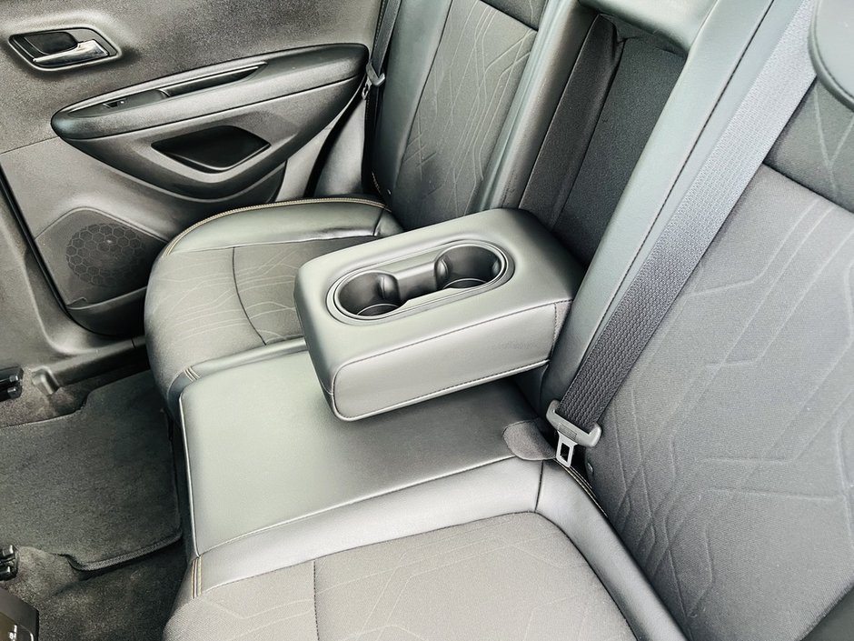 2018 Chevrolet Trax LT-35