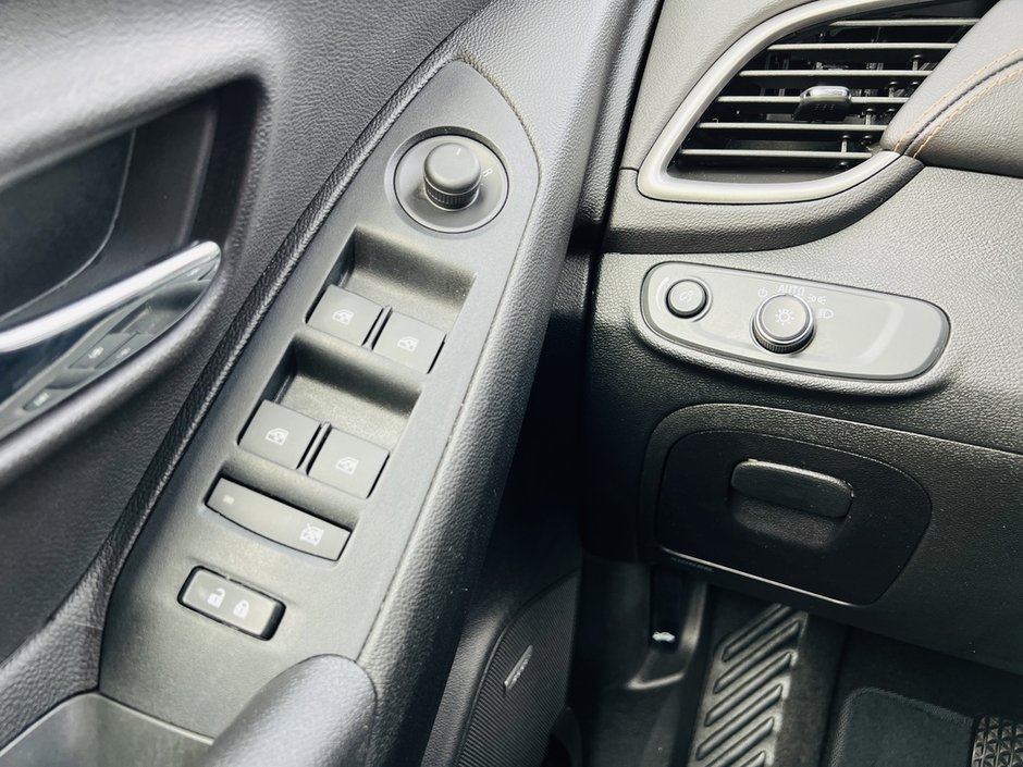 2018 Chevrolet Trax LT-13