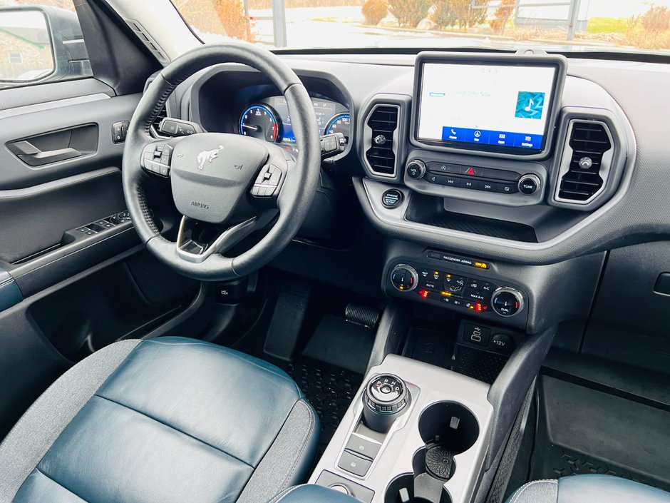 Ford Bronco Sport Sport Outer Banks 2023-27