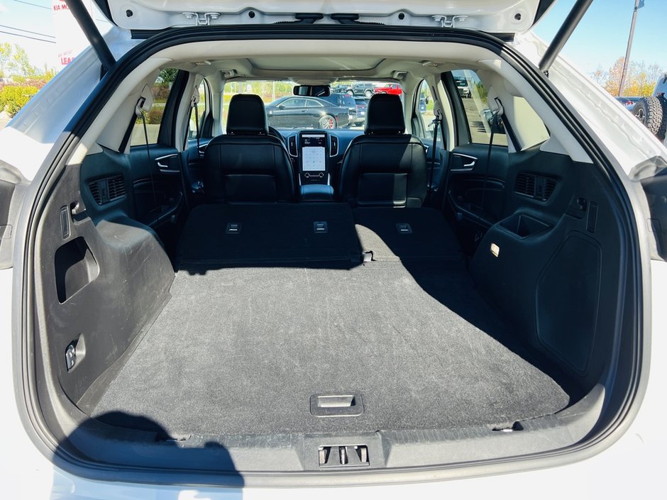 2024 Ford Edge Titanium-43