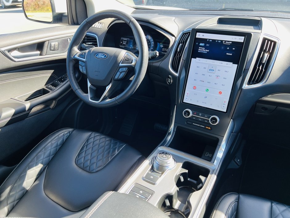 2024 Ford Edge Titanium-22