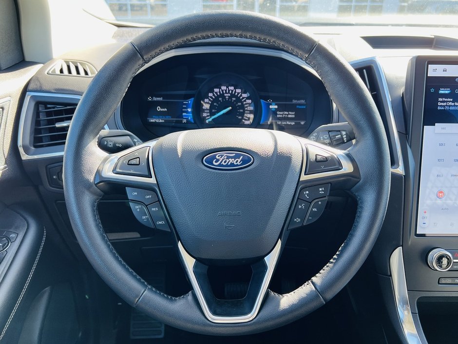 2024 Ford Edge Titanium-15