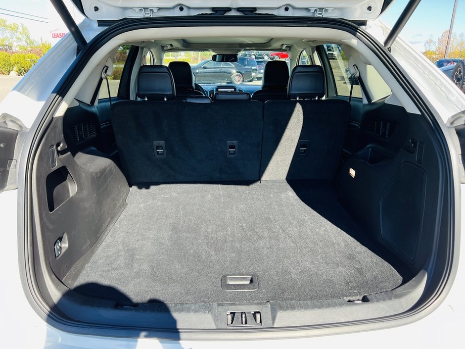 2024 Ford Edge Titanium-42