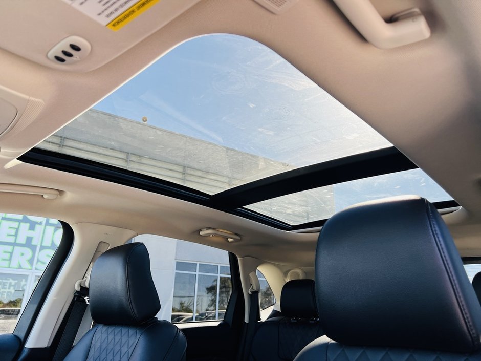 2024 Ford Edge Titanium-35