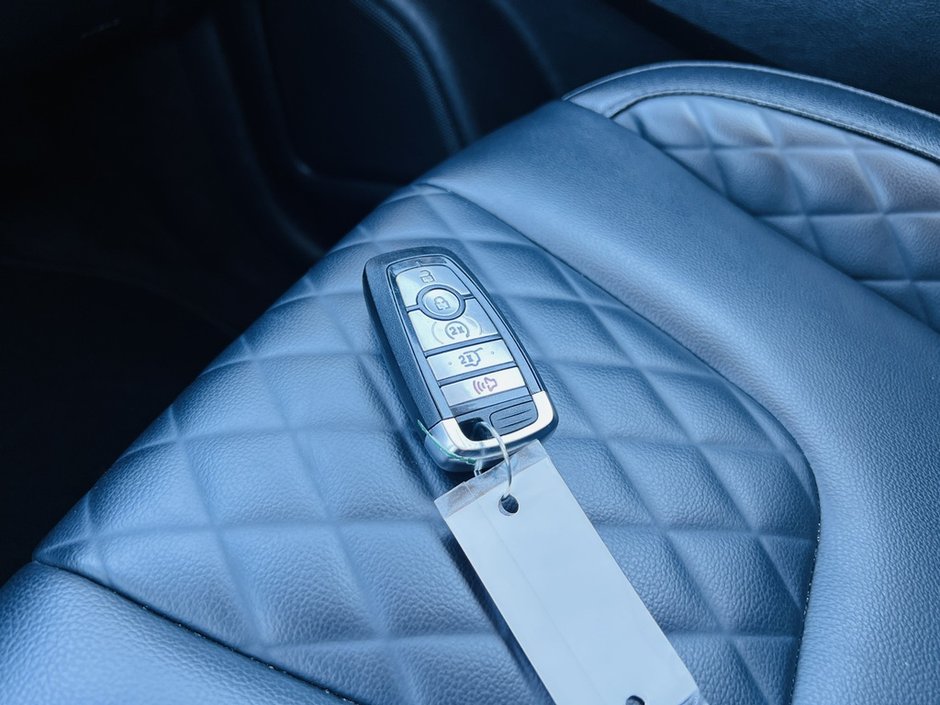 2024 Ford Edge Titanium-11