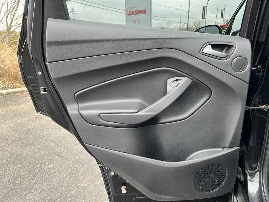 2017 Ford Escape SE-26