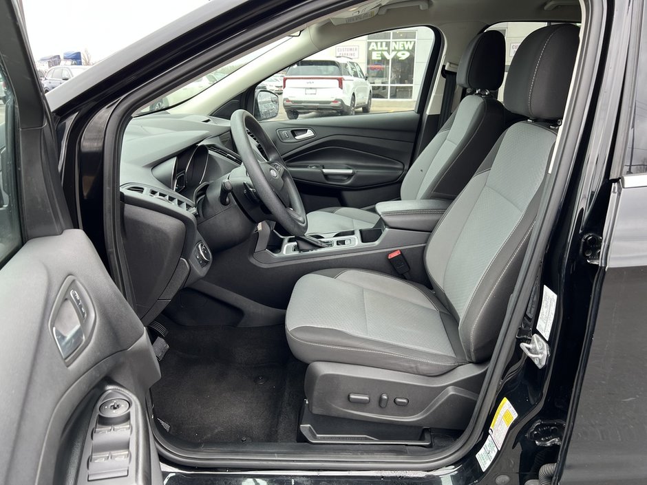 2017 Ford Escape SE-6
