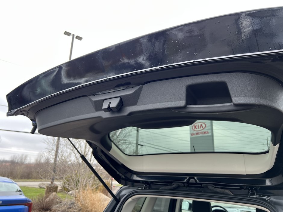 2017 Ford Escape SE-33