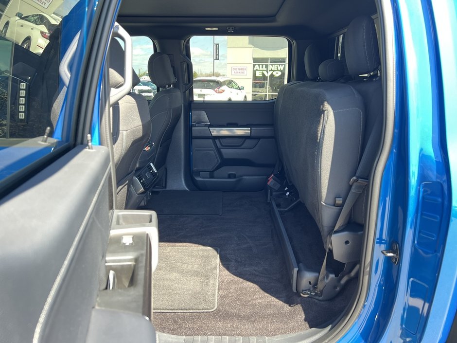 2021 Ford F-150 XLT 4WD SuperCrew 5.5' Box-57