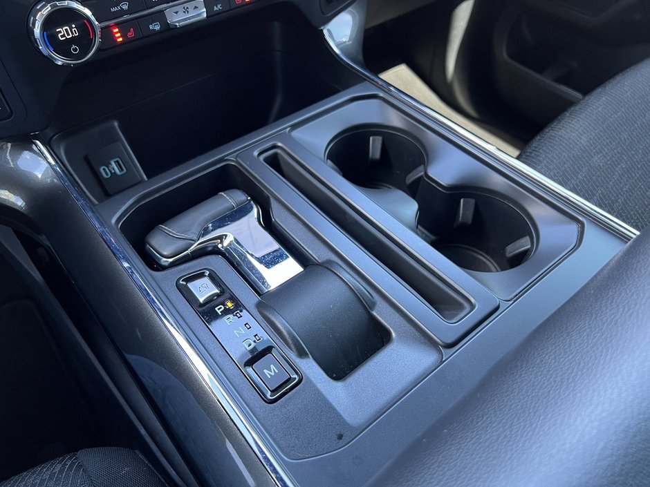 2021 Ford F-150 XLT 4WD SuperCrew 5.5' Box-47