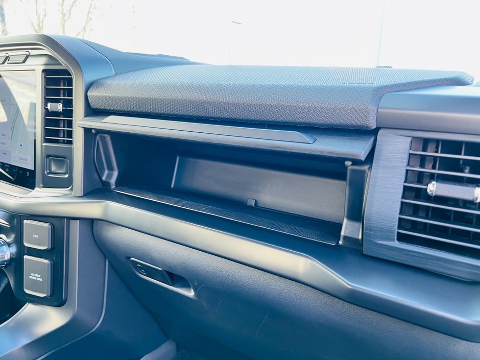 Ford F-150 XLT 2024-9