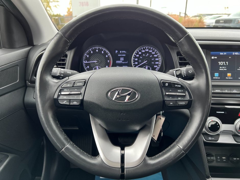 Hyundai Elantra Preferred 2020-10