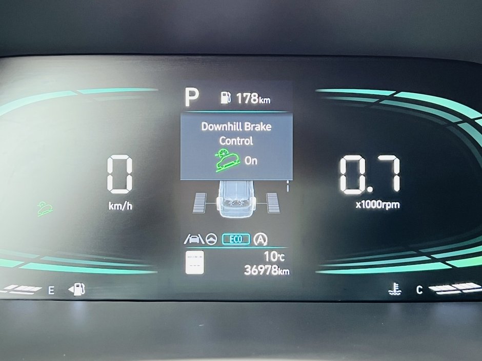 2023 Hyundai Palisade Preferred AWD-24