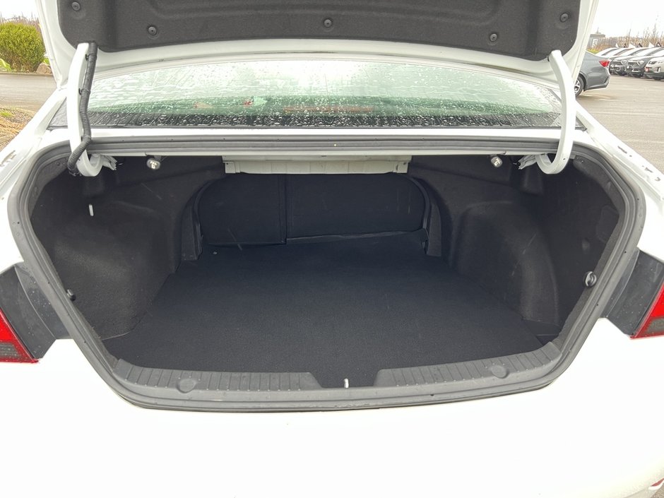 2014 Hyundai Sonata GLS-31