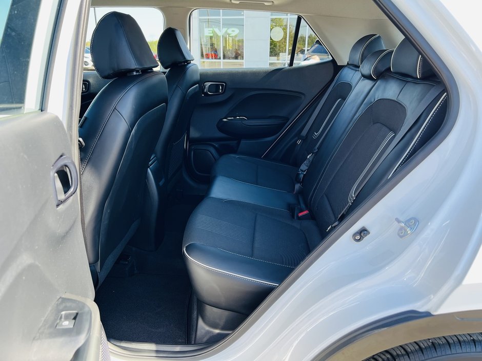 Hyundai Venue Ultimate 2025-38