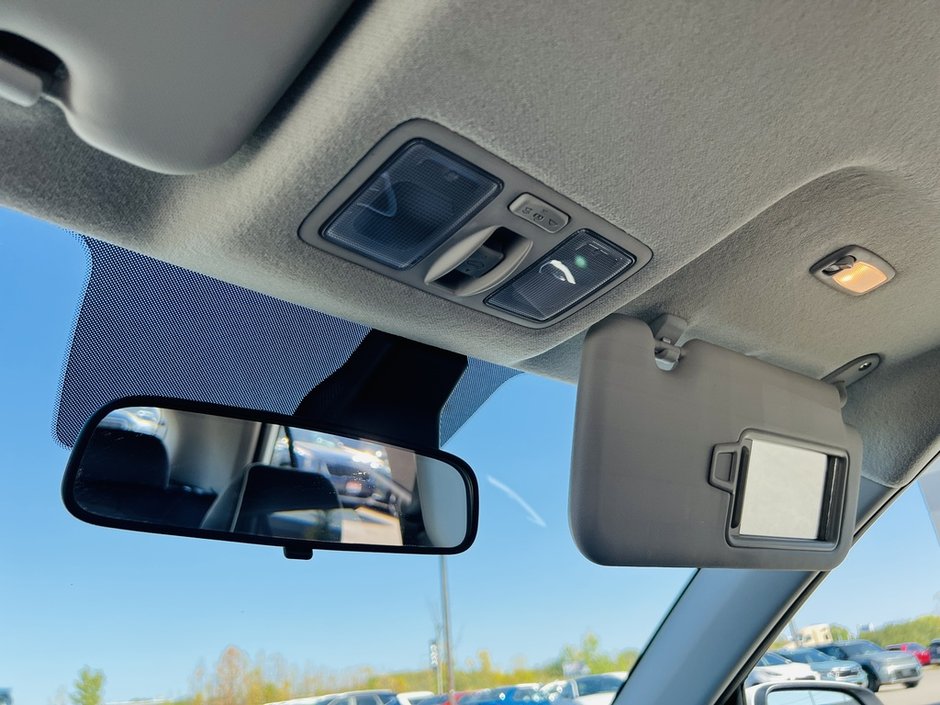 Hyundai Venue Ultimate 2025-36