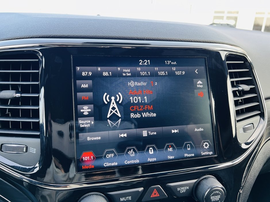 2021 Jeep Grand Cherokee Limited X 4WD-30