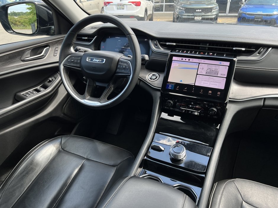 2023 Jeep Grand Cherokee Limited 4X4-30