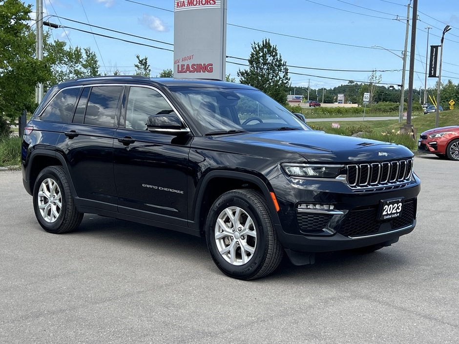 2023 Jeep Grand Cherokee Limited 4X4-3