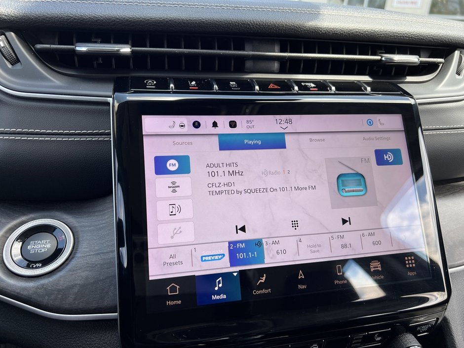 2023 Jeep Grand Cherokee Limited 4X4-34