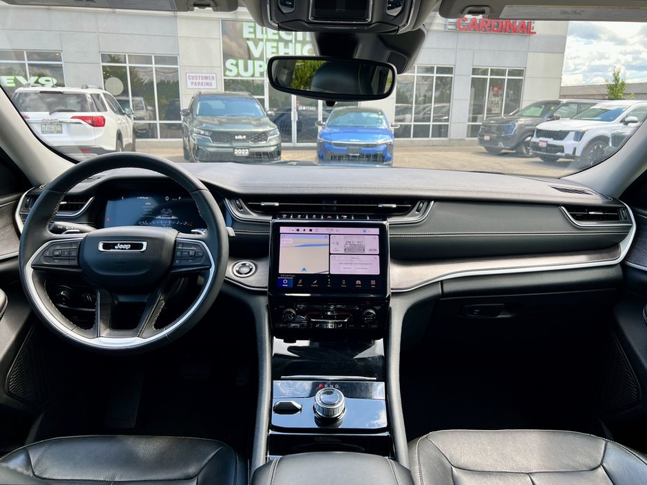 2023 Jeep Grand Cherokee Limited 4X4-10