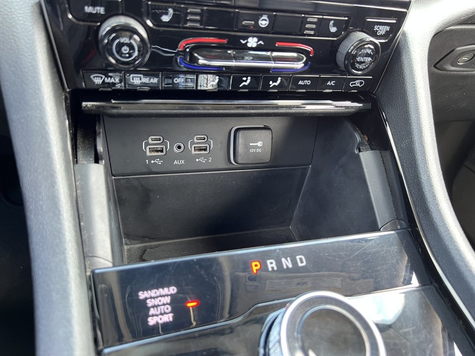 2023 Jeep Grand Cherokee Limited 4X4-47