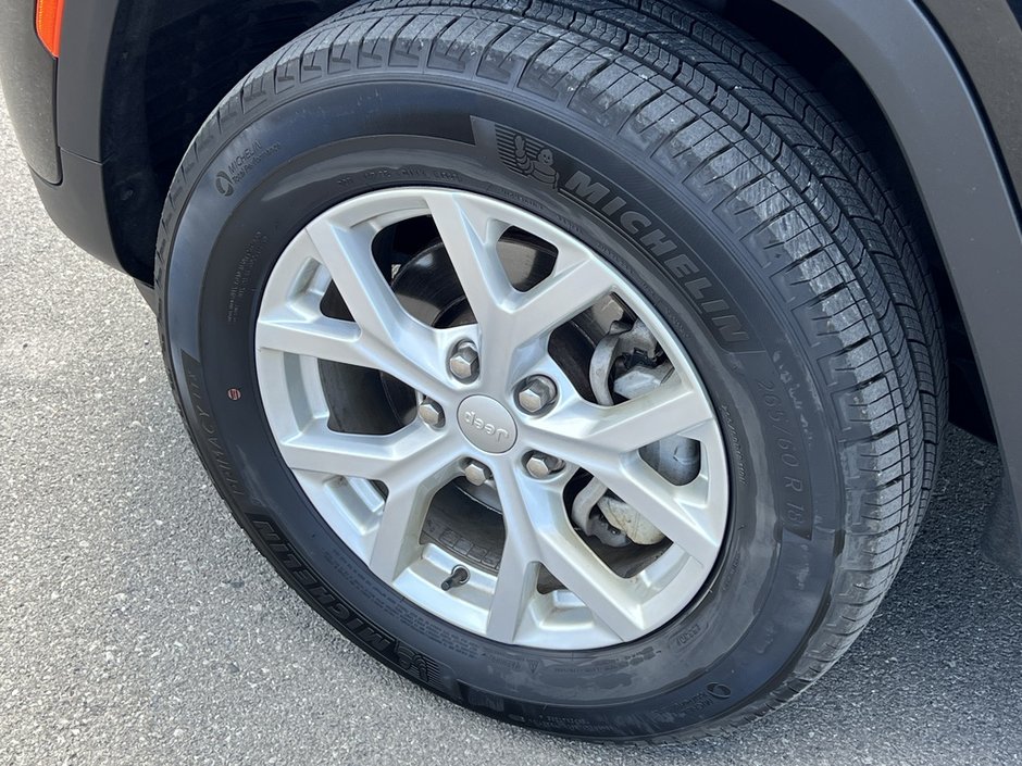 2023 Jeep Grand Cherokee Limited 4X4-4