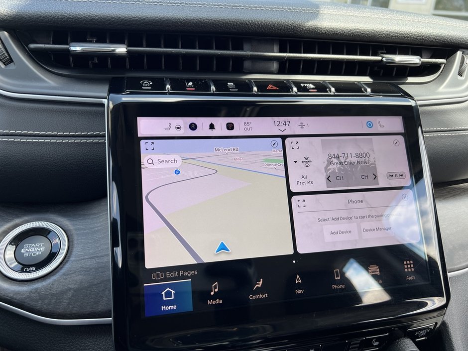 2023 Jeep Grand Cherokee Limited 4X4-31