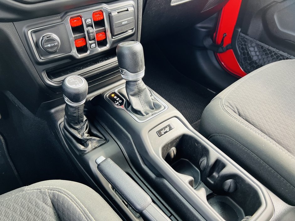 2021 Jeep Wrangler Unlimited Sport 4WD-35