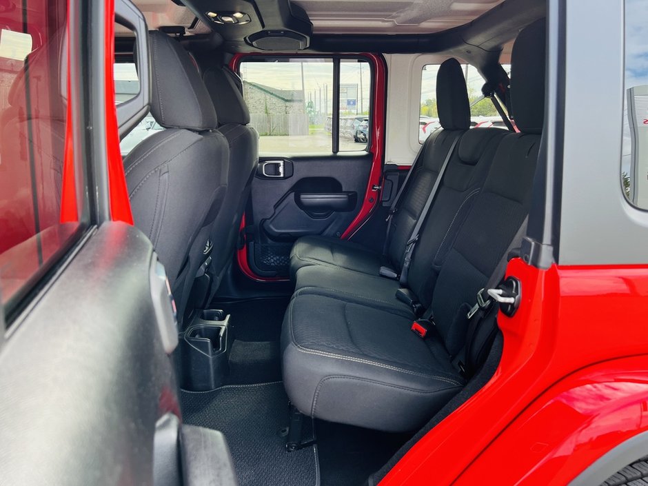 2021 Jeep Wrangler Unlimited Sport 4WD-40