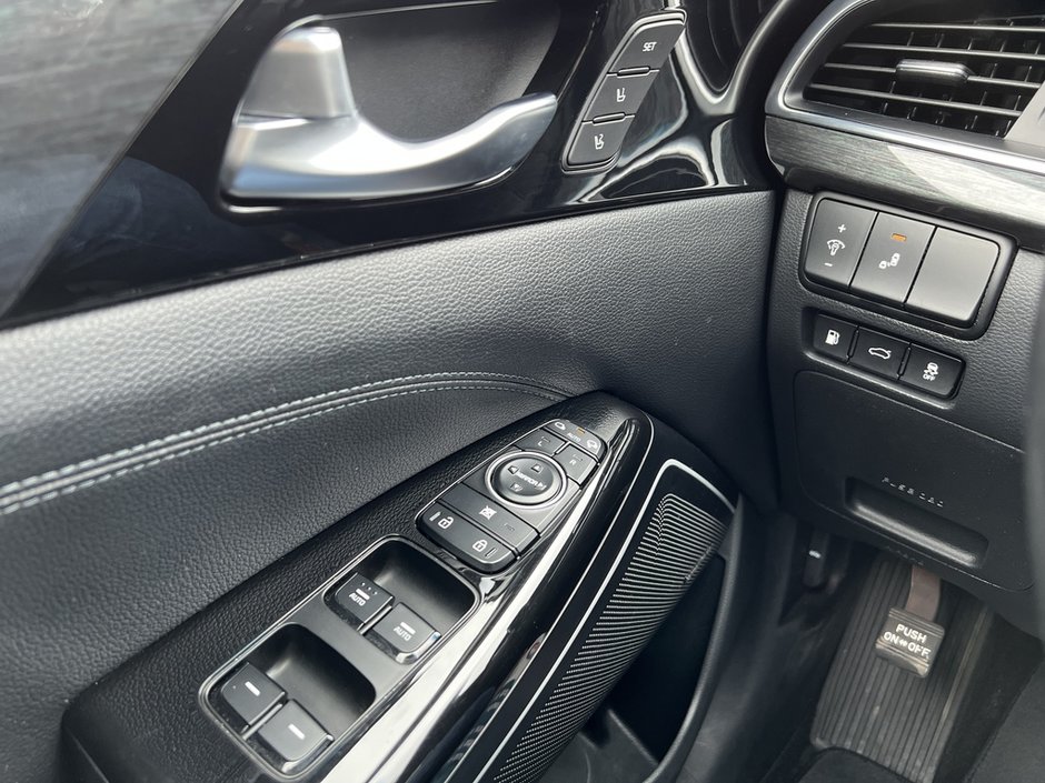 2018 Kia Cadenza Premium-12