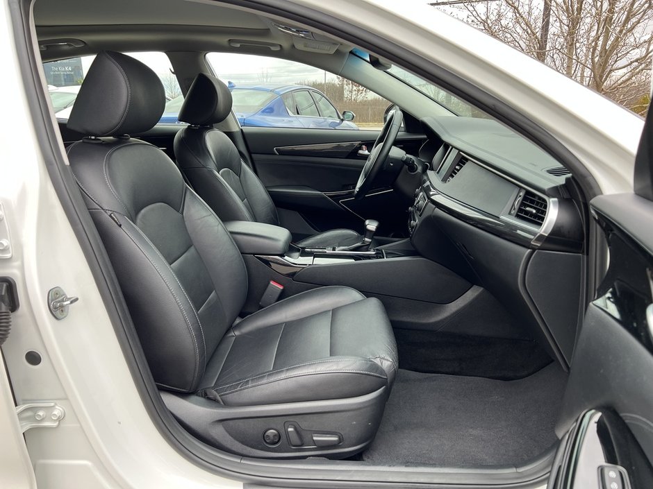 2018 Kia Cadenza Premium-8
