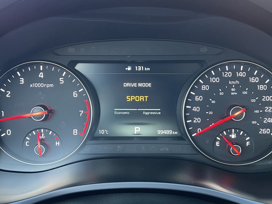 2018 Kia Cadenza Premium-18