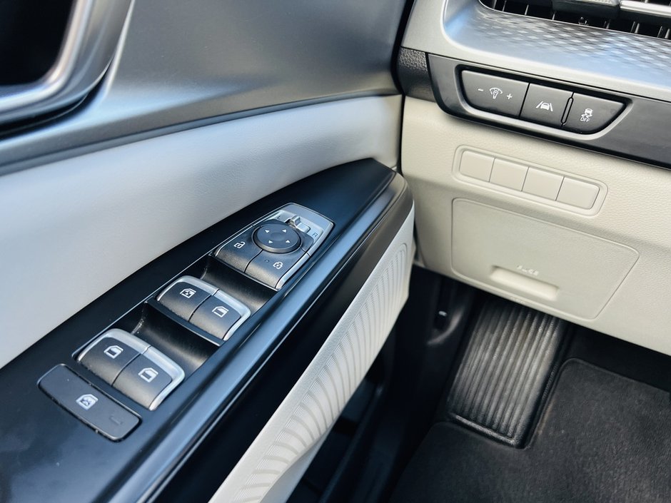 2022 Kia Carnival LX 3.5L-11