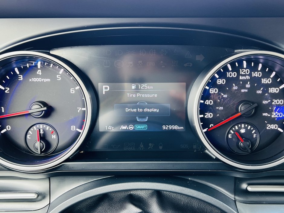 2022 Kia Carnival LX 3.5L-24