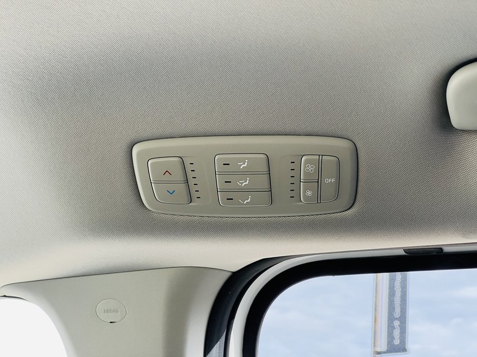 2022 Kia Carnival LX 3.5L-40