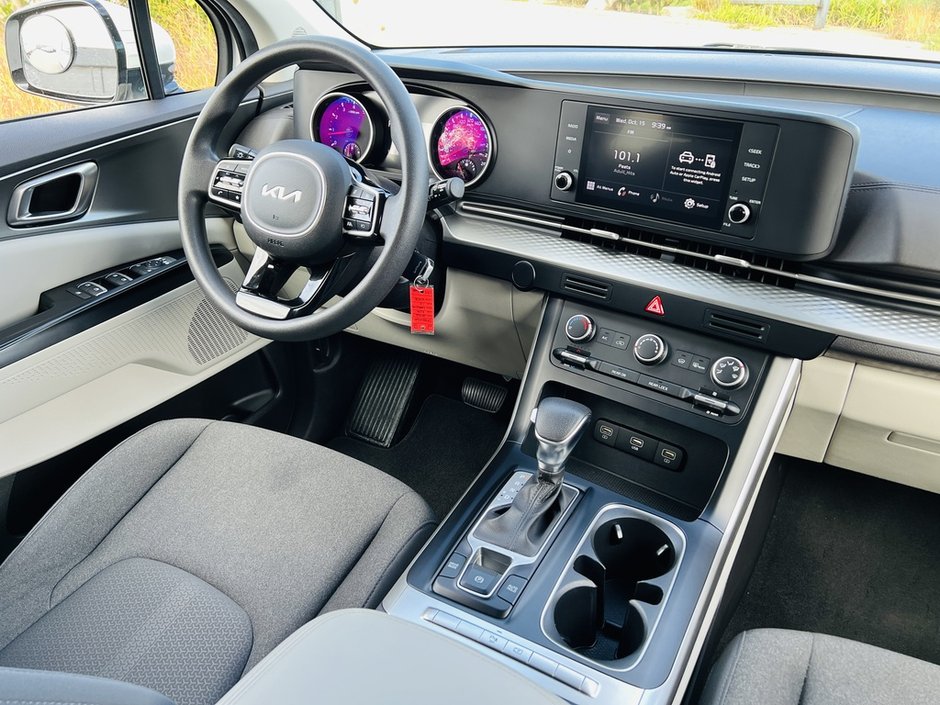 2022 Kia Carnival LX 3.5L-27