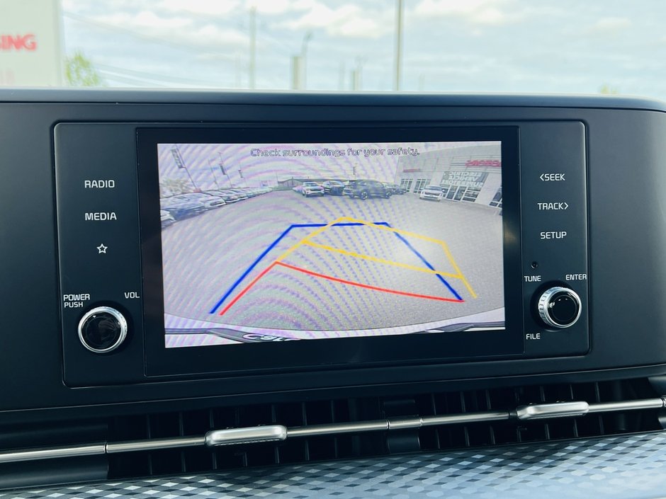 2022 Kia Carnival LX 3.5L-33