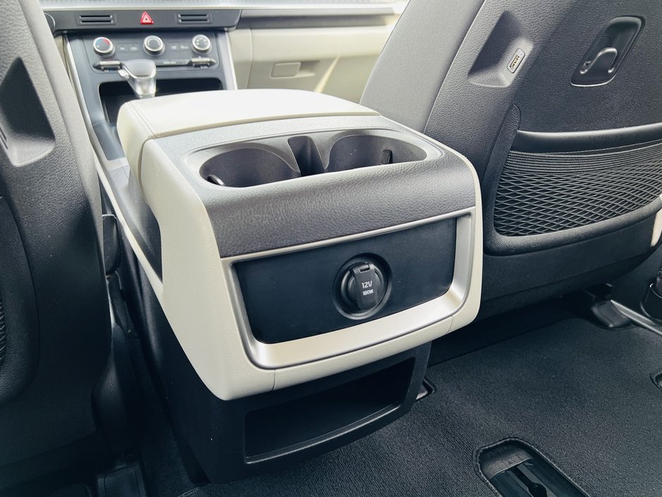 2022 Kia Carnival LX 3.5L-39