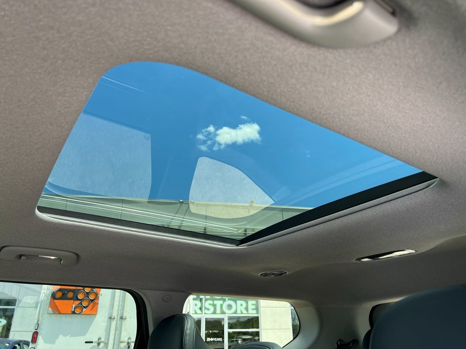 2026 Kia EV9 Land AWD w/ Plus Package-84