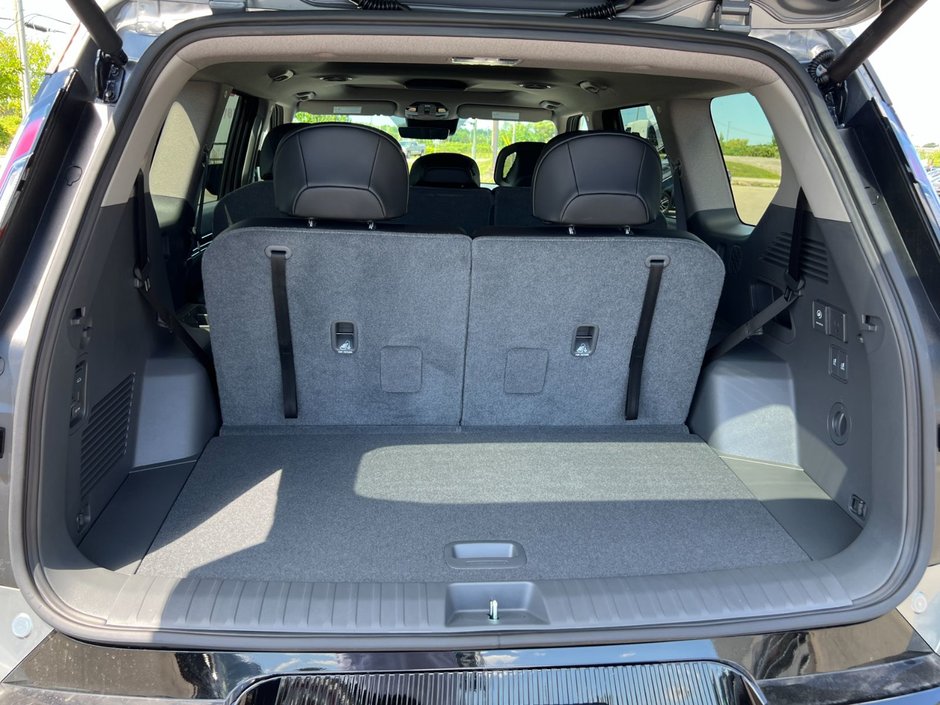 2026 Kia EV9 Land AWD w/ Plus Package-91