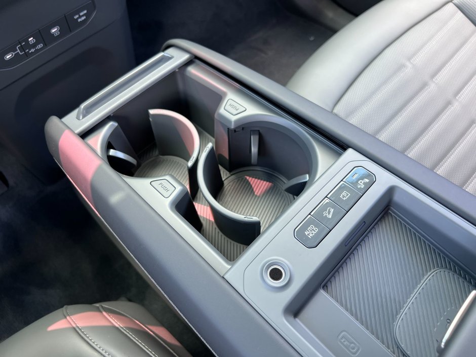 2026 Kia EV9 Land AWD w/ Plus Package-72